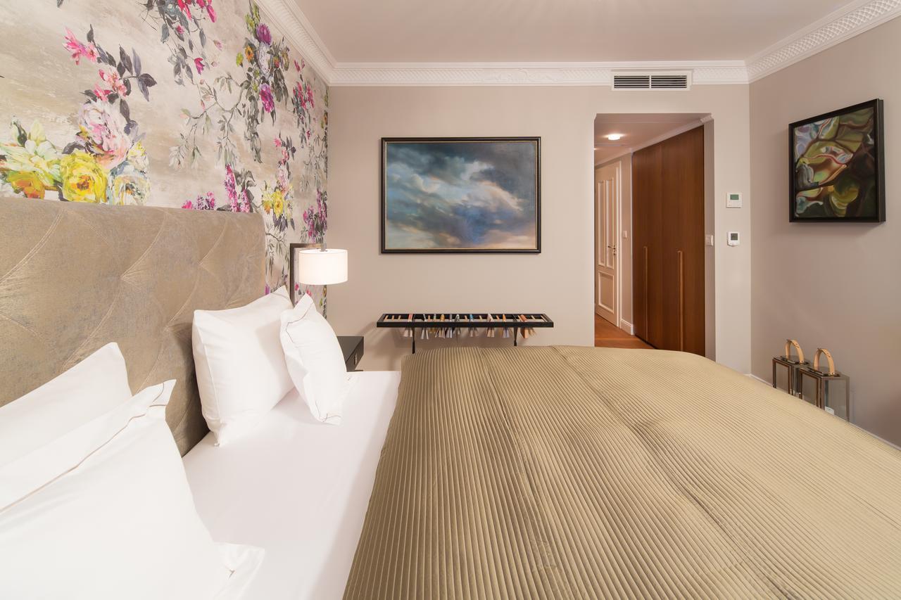 Rubin Luxury Apartments (Adults Only) Κάρλοβι Βάρι Εξωτερικό φωτογραφία