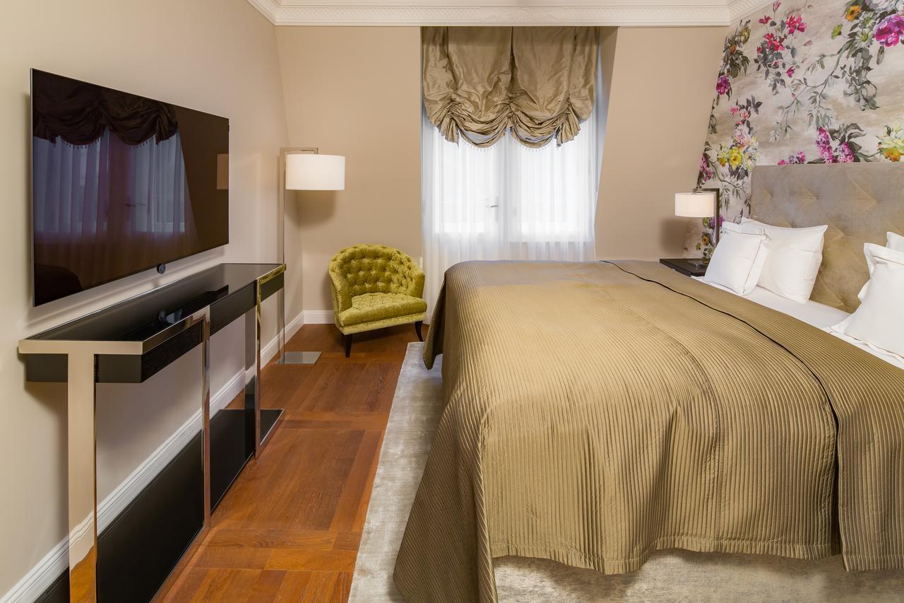 Rubin Luxury Apartments (Adults Only) Κάρλοβι Βάρι Εξωτερικό φωτογραφία