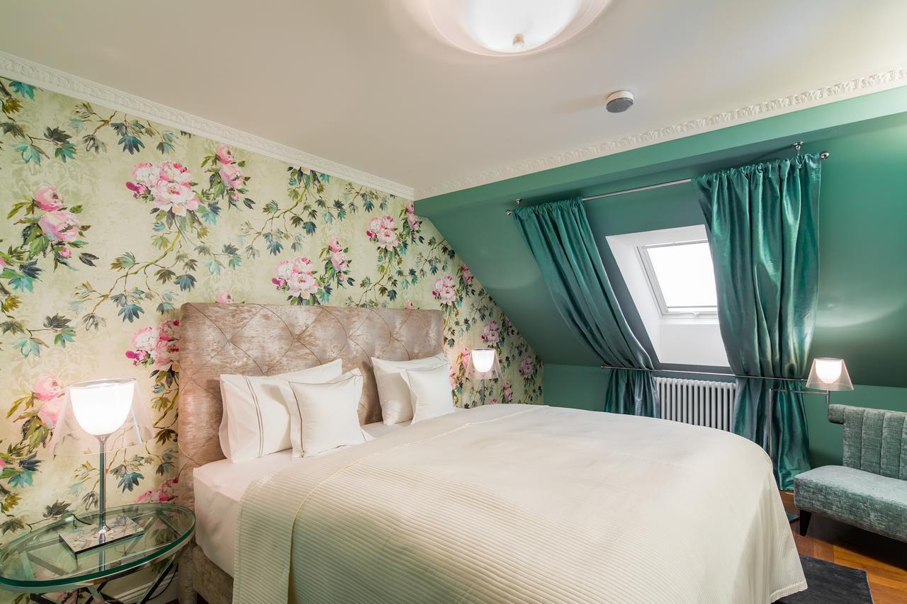 Rubin Luxury Apartments (Adults Only) Κάρλοβι Βάρι Εξωτερικό φωτογραφία