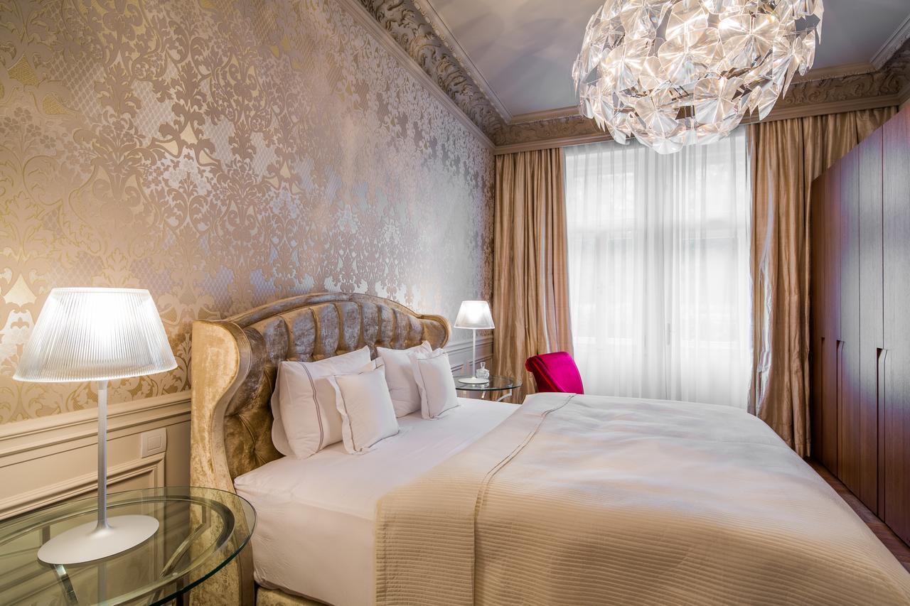 Rubin Luxury Apartments (Adults Only) Κάρλοβι Βάρι Εξωτερικό φωτογραφία